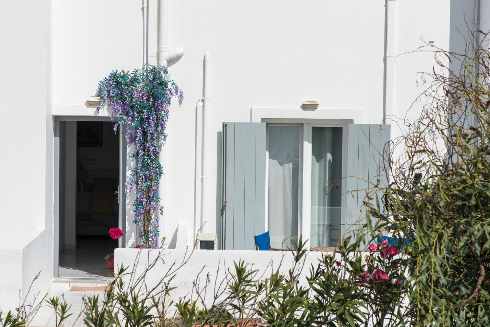 V-Rooms In Milos Cyclades ポロニア エクステリア 写真
